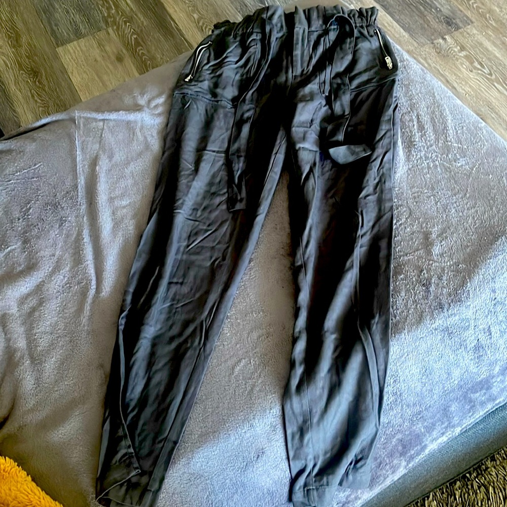 Forever 21 dress pants